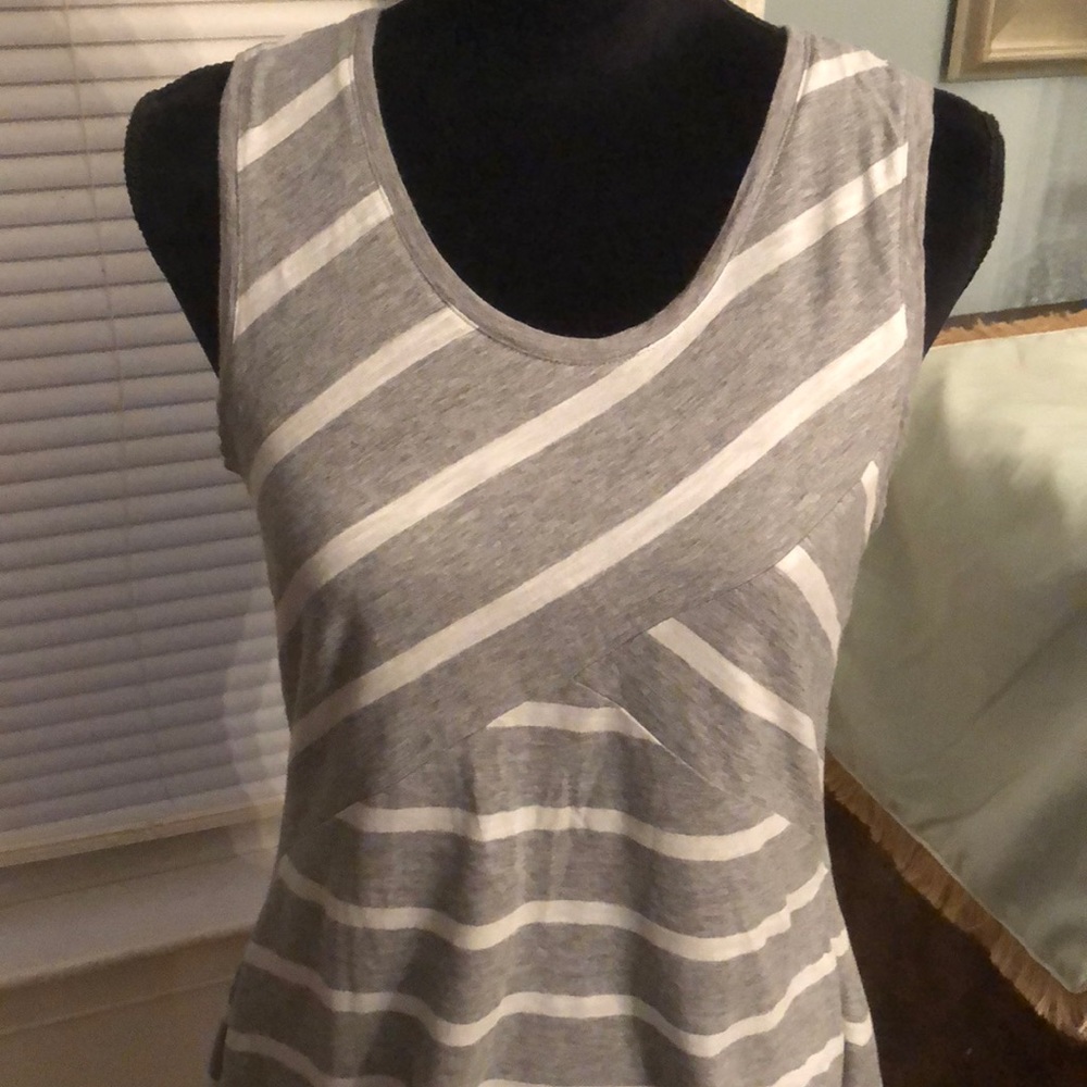 Tunic Top - Picture 2 of 3